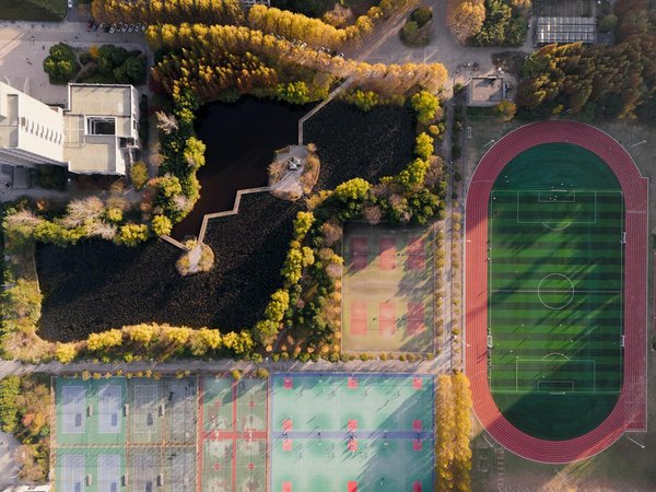 How do alternative sports in the UK adapt to climate change challenges?